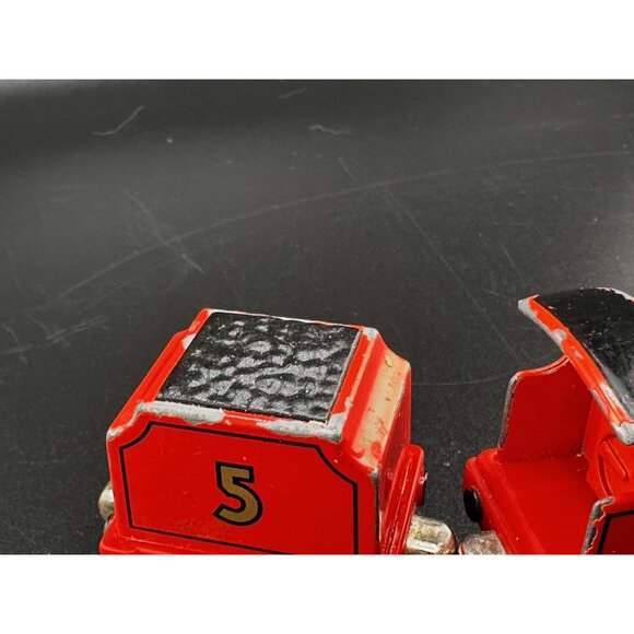 2002 James And Tender Thomas & Friends Take-N-Play Along Diecast Train #5 Engine - Picture 7 of 11